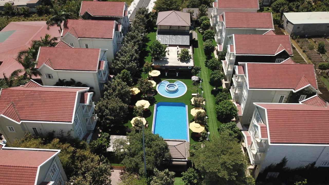 Toki Sai Gon Resort&Spa Thuan An Exterior foto